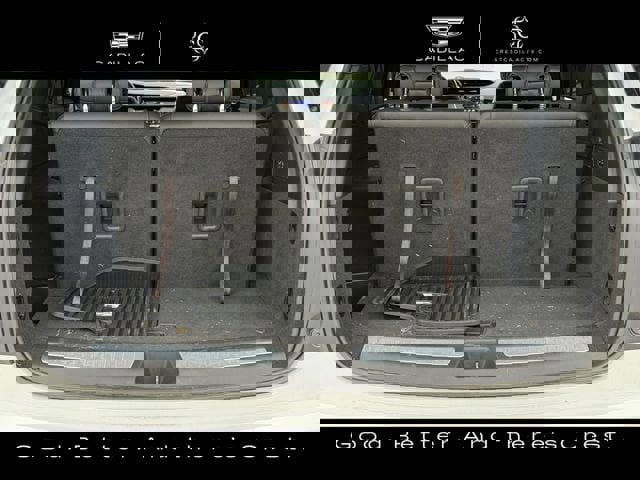 Certified 2025 Cadillac XT6 Luxury FWD image 37