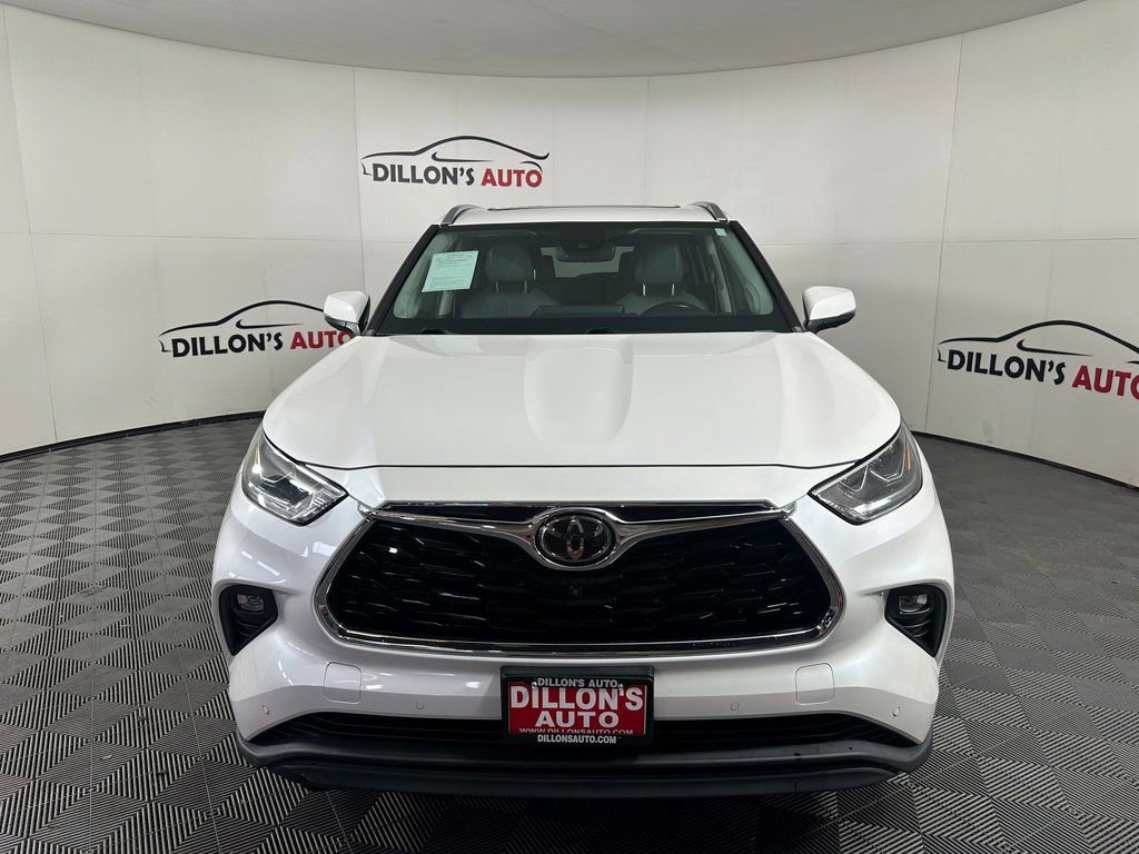 Used 2020 Toyota Highlander Limited image 12