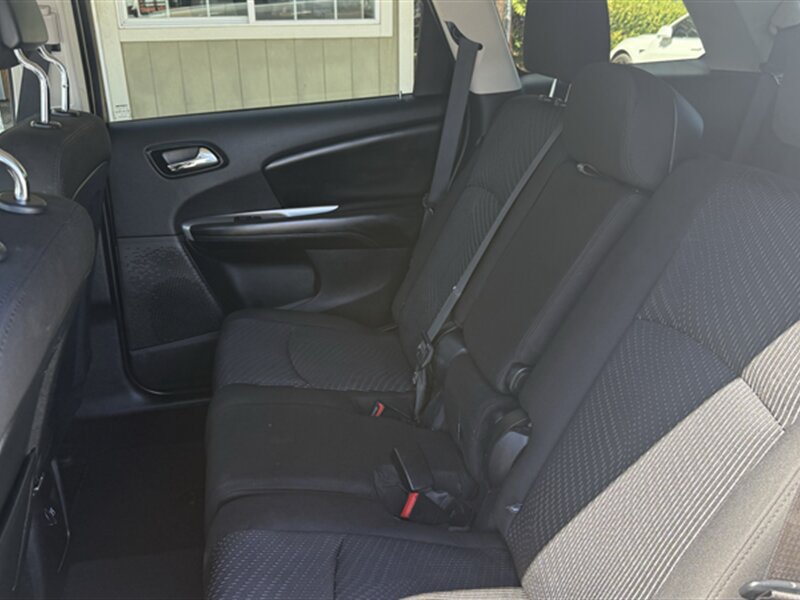 Used 2016 Dodge Journey SXT w/ Premium Group FWD image 19