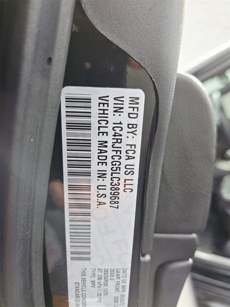 Used 2020 Jeep Grand Cherokee High Altitude image 42