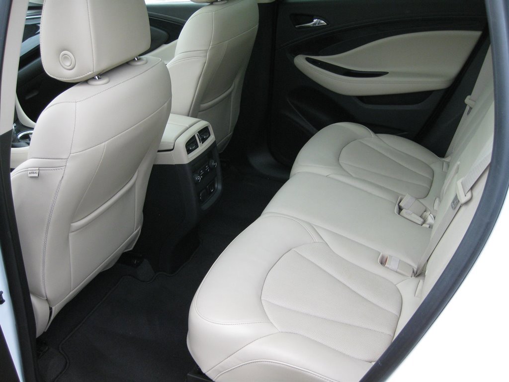 Used 2017 Buick Envision Essence FWD image 25