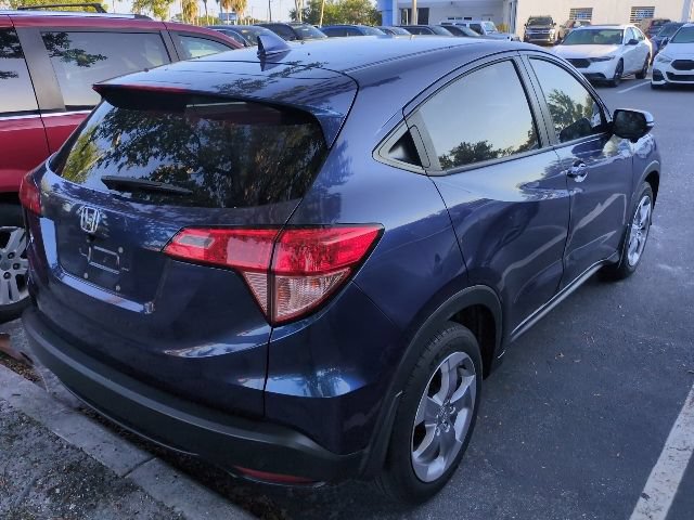 Used 2017 Honda HR-V EX image 2