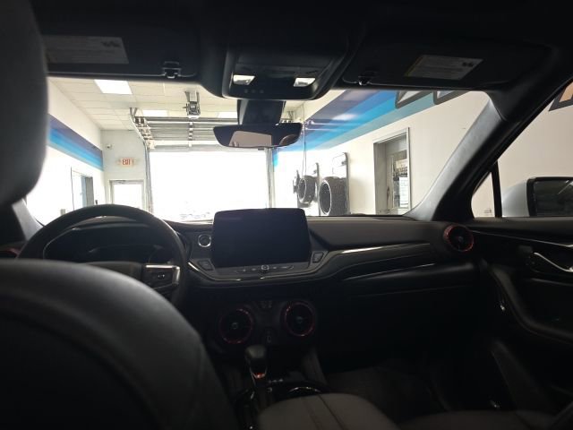 Used 2025 Chevrolet Blazer RS w/ Driver Confidence II Package image 13
