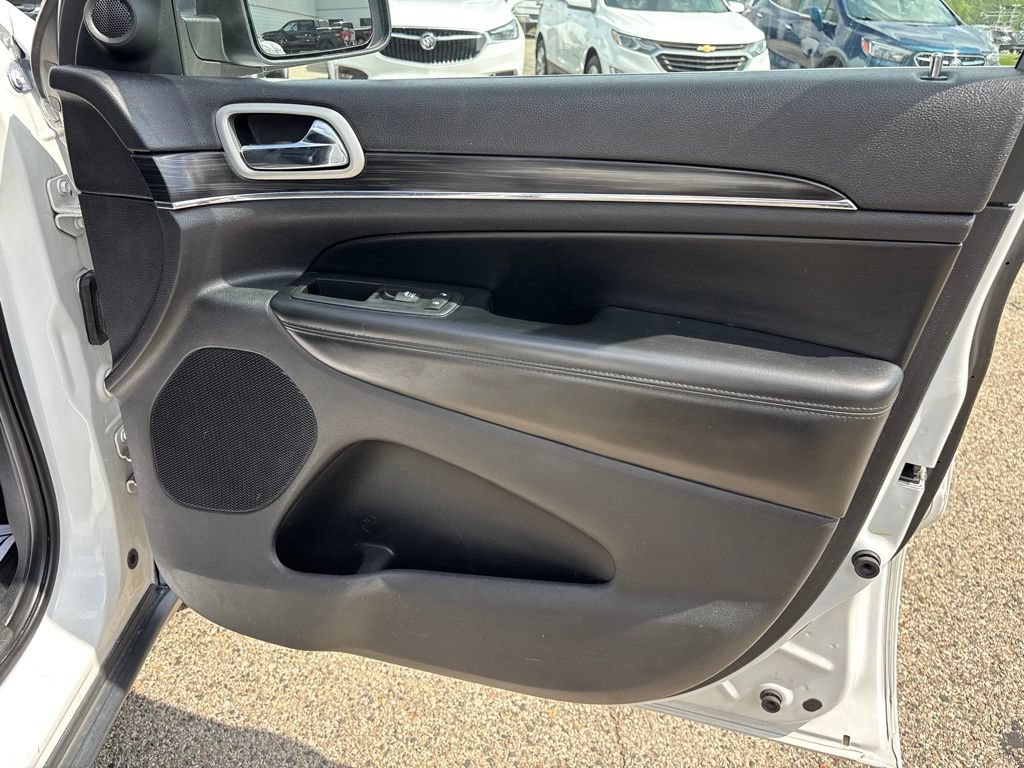 Used 2022 Jeep Grand Cherokee Limited AWD/4WD image 12