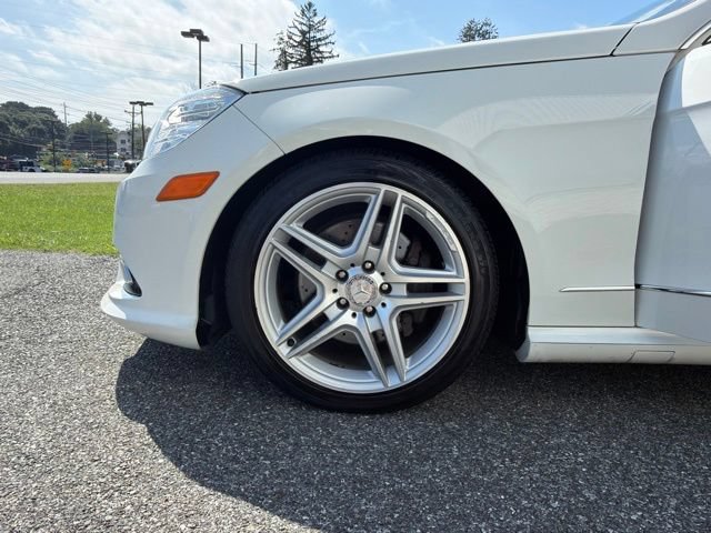 Used 2011 Mercedes-Benz E 350 4MATIC Sedan image 25
