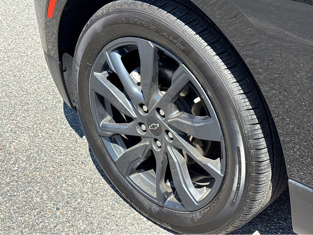Certified 2022 Chevrolet Equinox RS FWD image 21