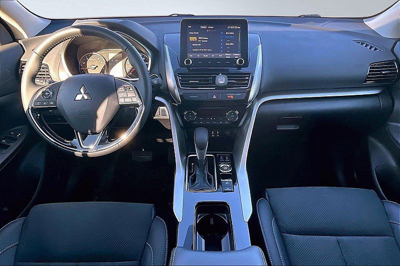 Used 2024 Mitsubishi Eclipse Cross SE image 16