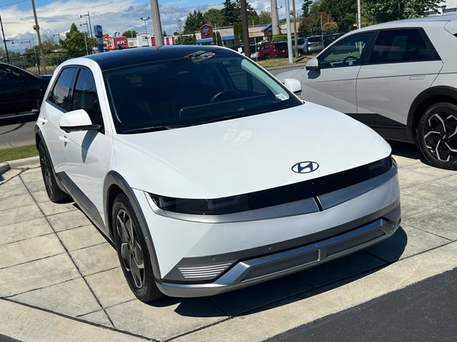 Certified 2023 Hyundai Ioniq 5 Limited w/ Cargo Package RWD image 5