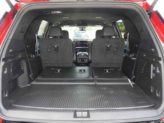 New 2026 Chevrolet Traverse High Country w/ LPO, Floor Liner Package image 57