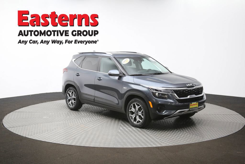 Used 2023 Kia Seltos EX image 50