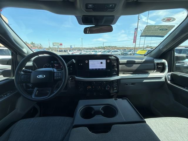 Certified 2025 Ford F250 XLT w/ Snow Plow Prep Package AWD/4WD image 17