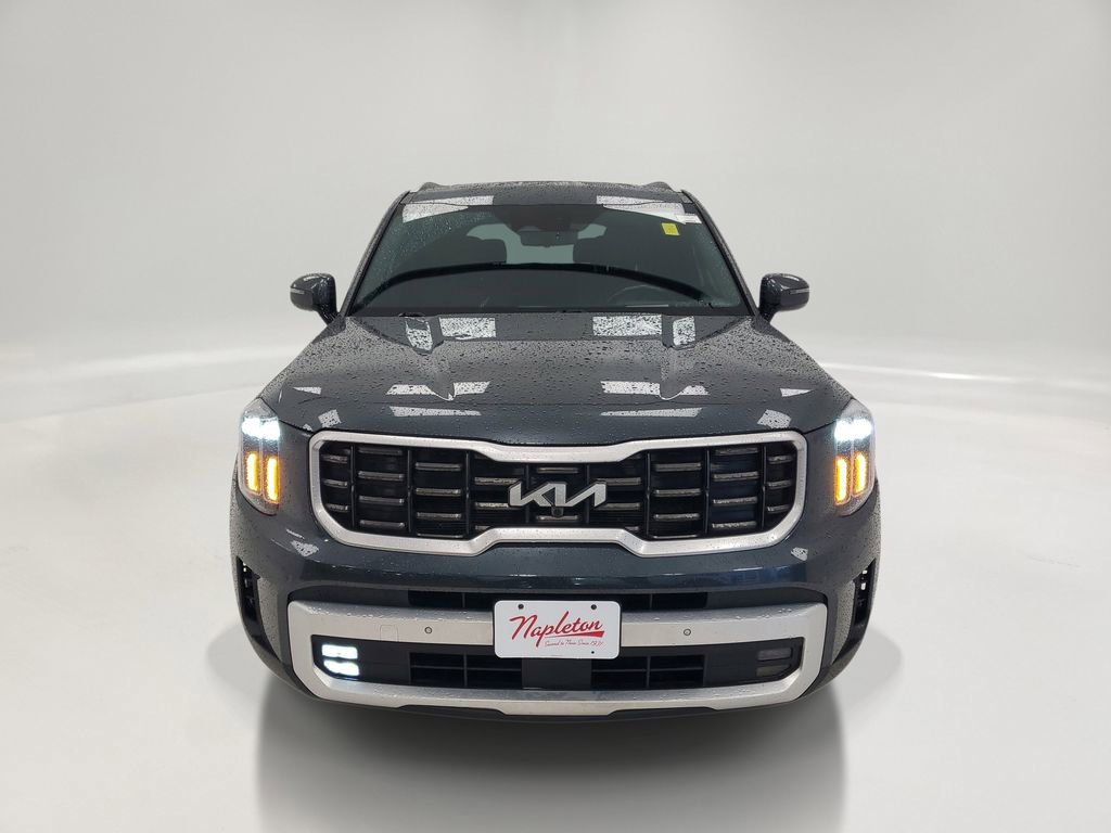Used 2024 Kia Telluride SX Prestige AWD/4WD image 2