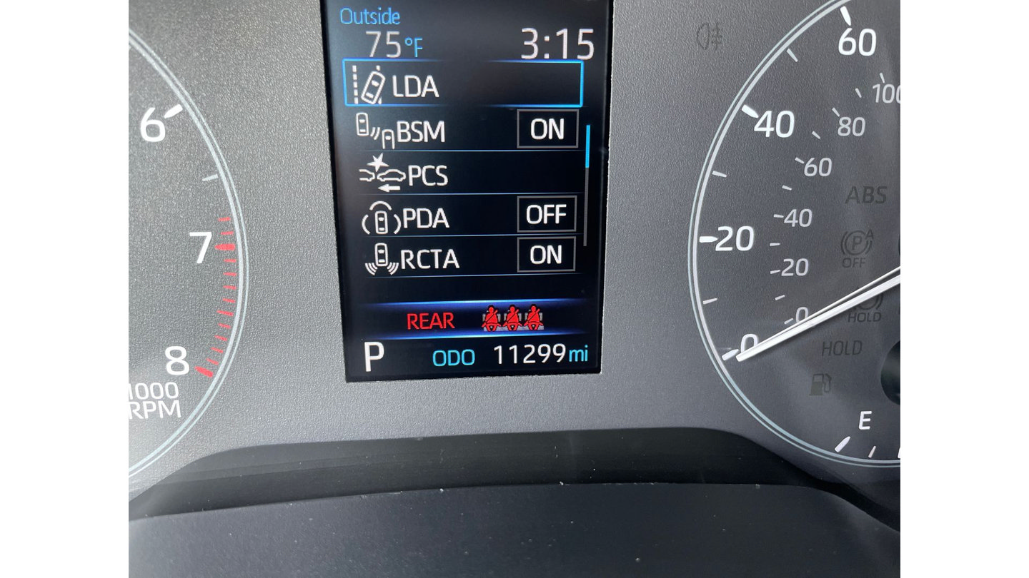 Certified 2025 Toyota Corolla SE w/ Convenience Package FWD image 23