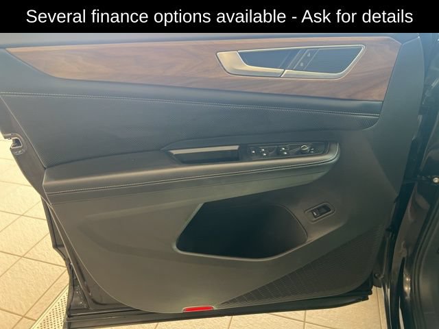 Used 2024 Volkswagen Atlas SE w/ Panoramic Sunroof Package AWD/4WD image 12
