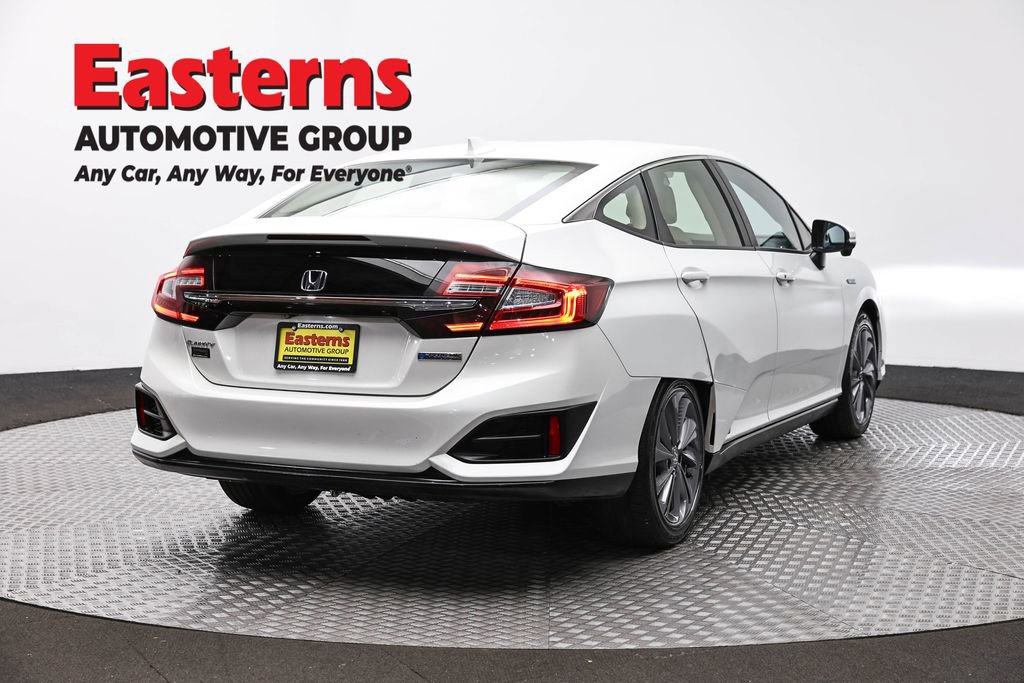 Used 2018 Honda Clarity Plug-In Hybrid image 5