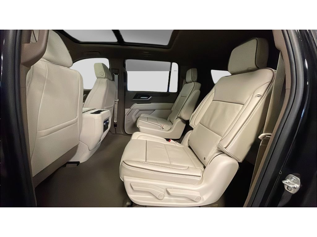 New 2026 GMC Yukon XL Denali w/ Sun & Power Step Package image 13