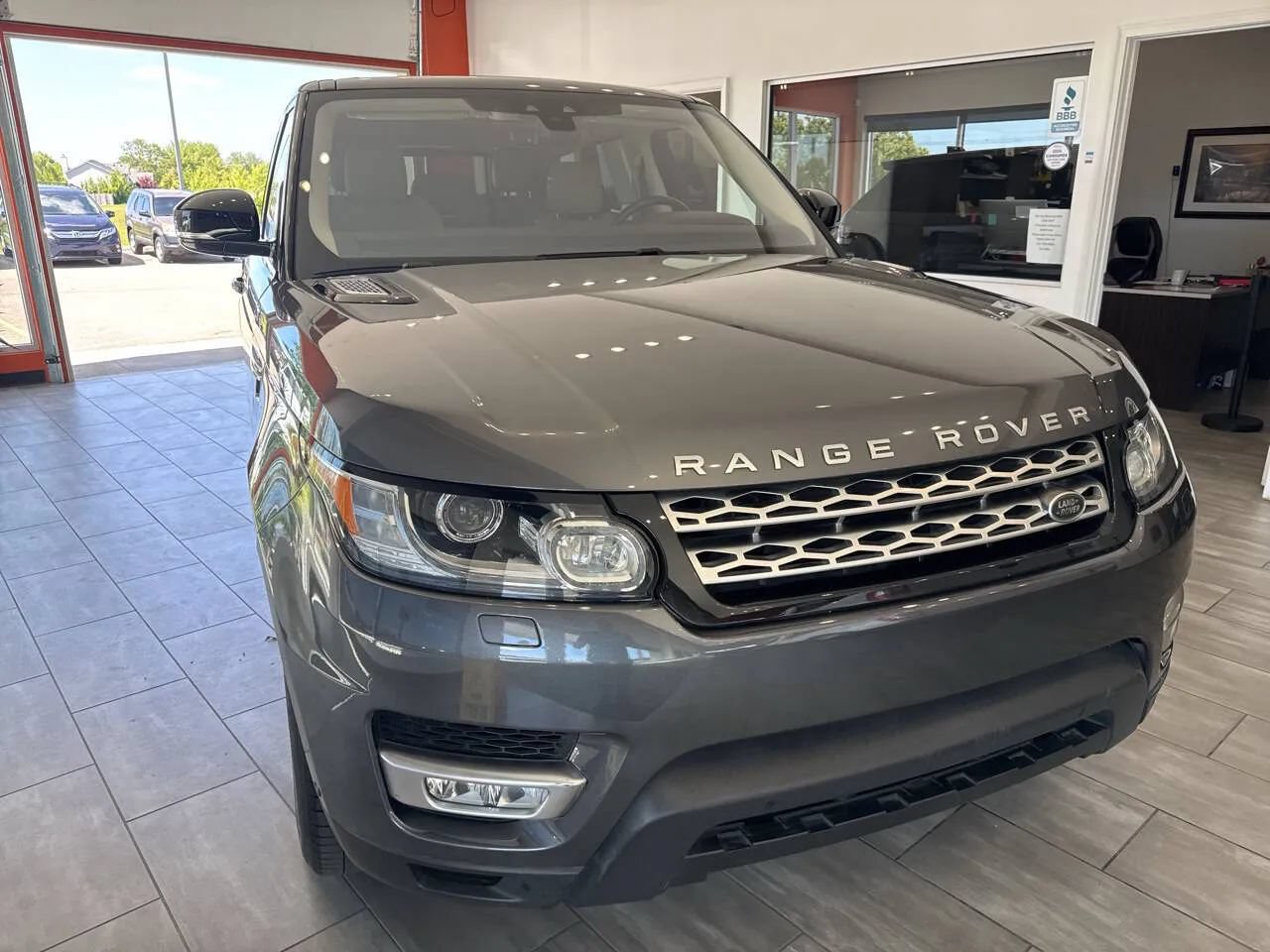 Used 2017 Land Rover Range Rover Sport HSE AWD/4WD image 8