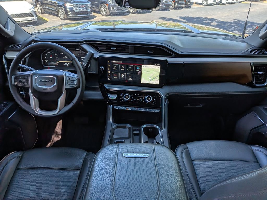 Used 2025 GMC Sierra 2500 Denali w/ Denali Reserve Package image 14