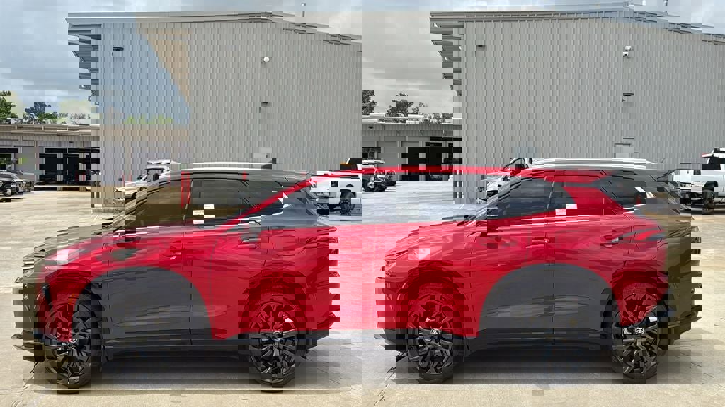 New 2026 Toyota Crown Signia image 2