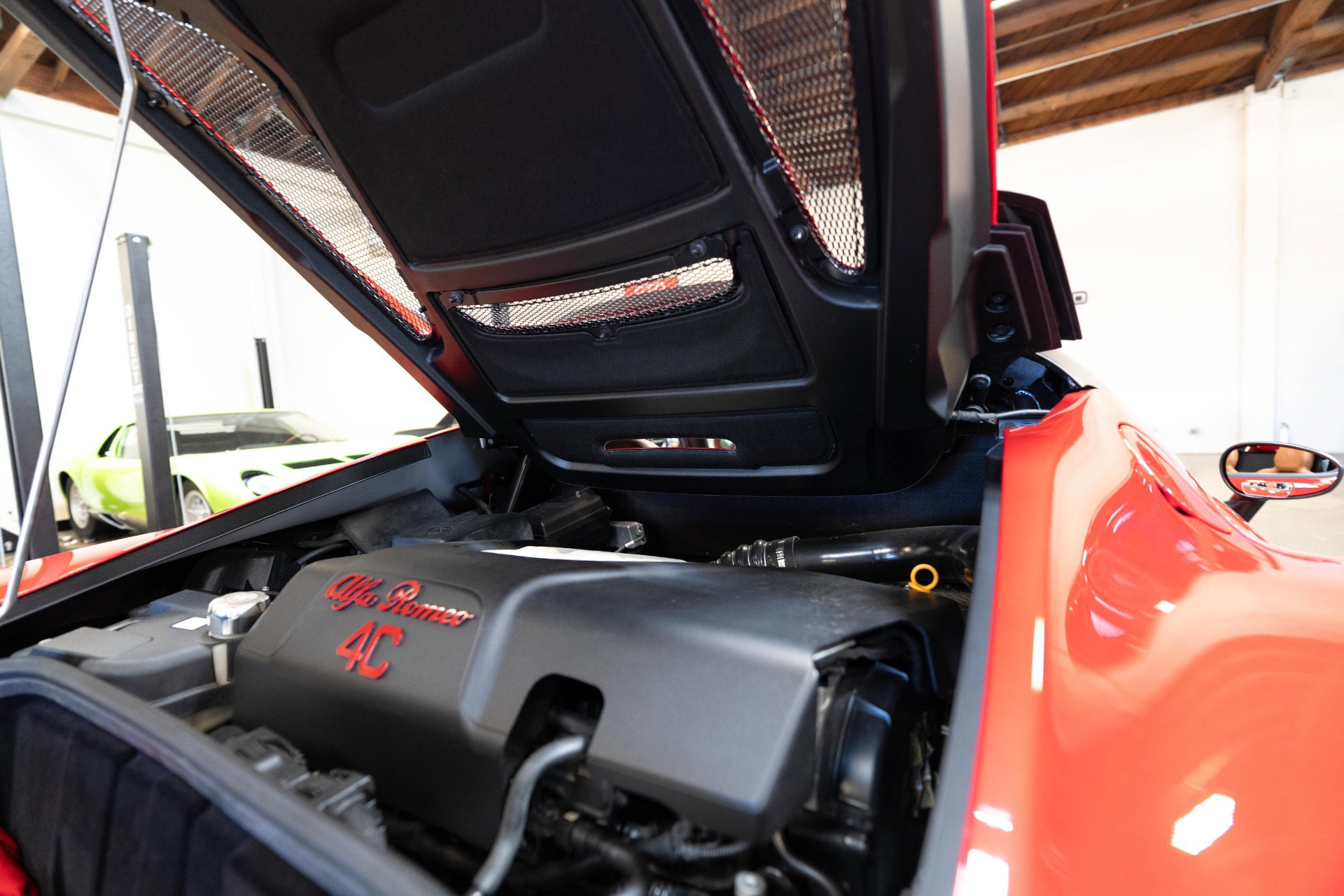 Used 2018 Alfa Romeo 4C Spider w/ Convenience Group - Spider image 99