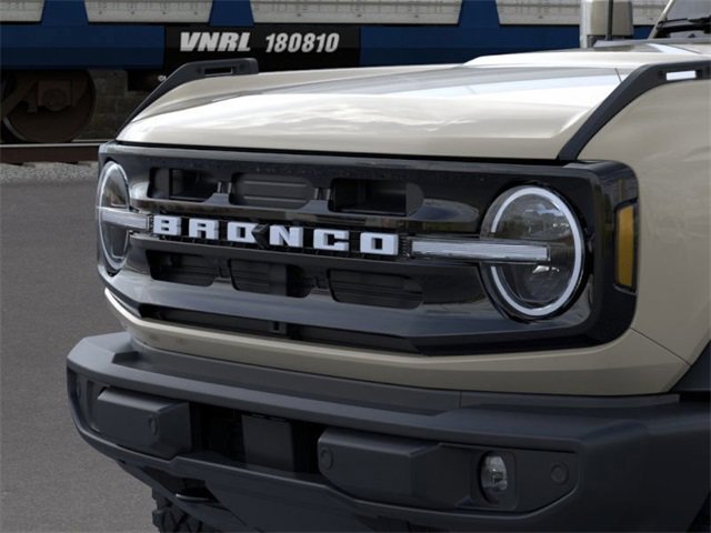 New 2025 Ford Bronco Outer Banks w/ Sasquatch Package image 19