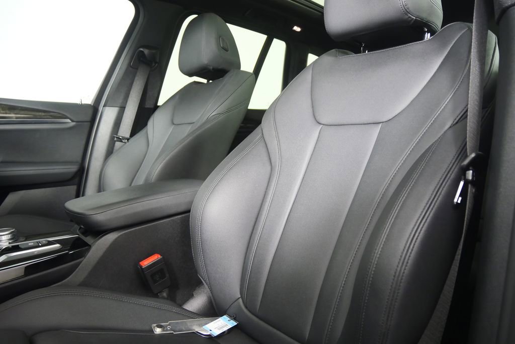 Used 2019 BMW X3 sDrive30i w/ Convenience Package image 11
