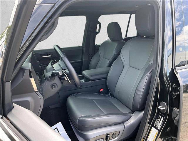 Used 2024 Lexus GX 550 w/ Cold Area Package AWD/4WD image 27