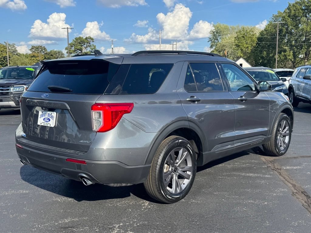 Certified 2023 Ford Explorer XLT w/ Equipment Group 202A AWD/4WD image 23