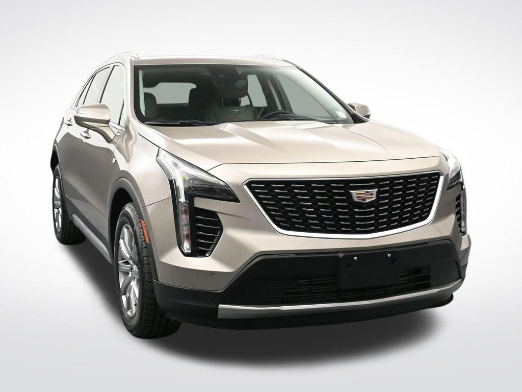 Used 2022 Cadillac XT4 Premium Luxury w/ Enhanced Visibility Package AWD/4WD image 7