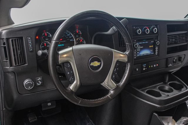 Used 2019 Chevrolet Express 3500 w/ Driver Convenience Package RWD image 27