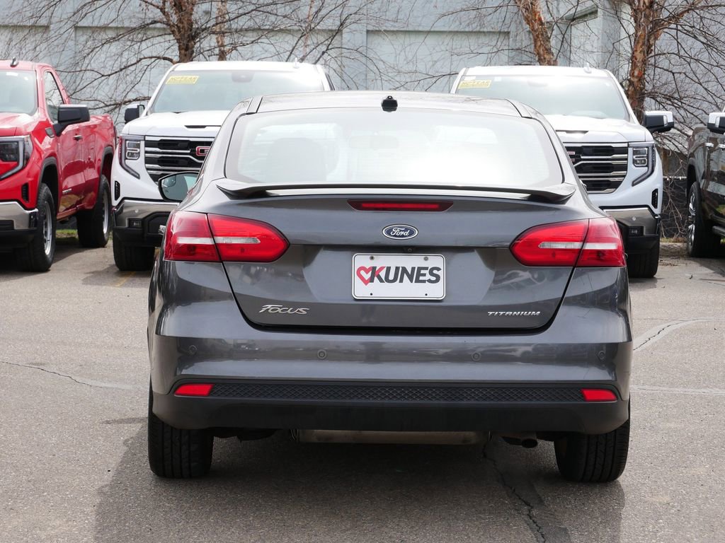 Used 2017 Ford Focus Titanium image 6