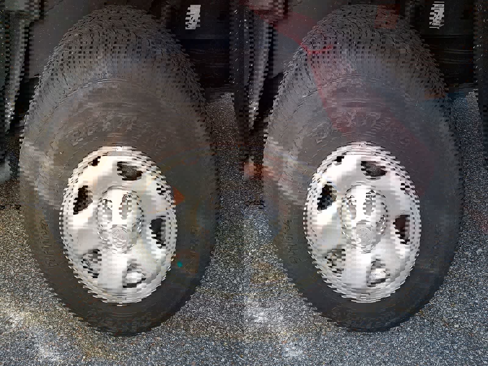 Used 2019 Toyota Tacoma SR w/ SR Convenience Package image 6