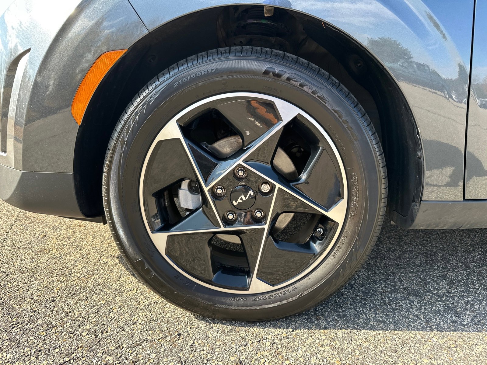 Used 2024 Kia Soul EX image 11