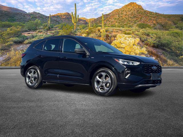 Used 2024 Ford Escape ST-Line image 2