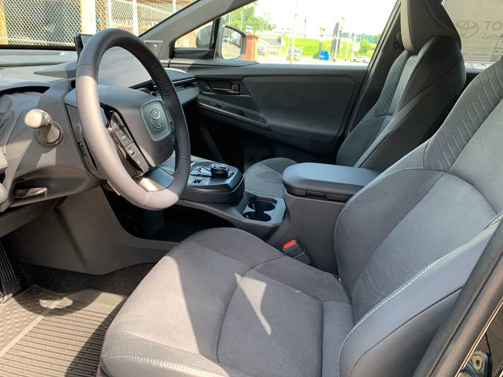 New 2026 Toyota C-HR AWD/4WD image 9