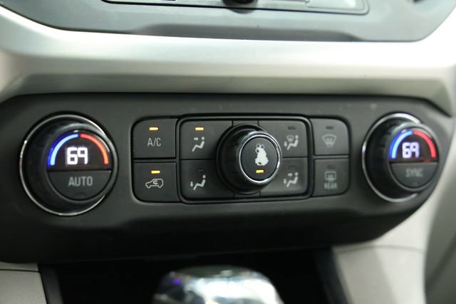 Used 2019 GMC Acadia SLE image 18