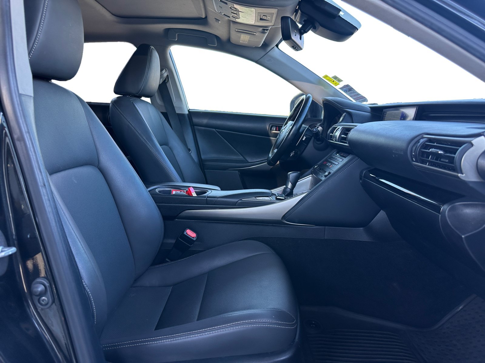 Used 2020 Lexus IS 300 w/ Navigation Package RWD image 15