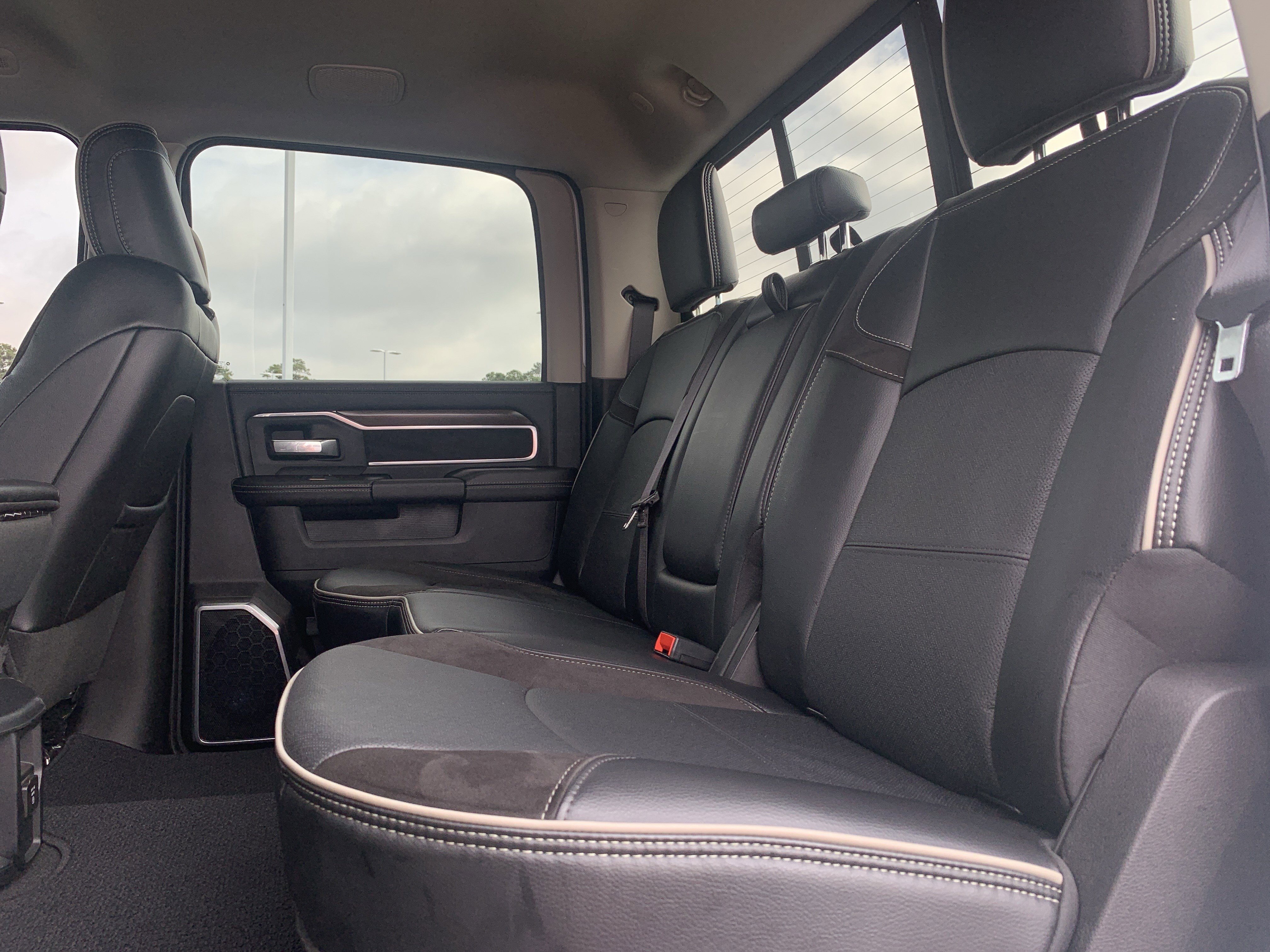 Used 2024 RAM 2500 Laramie w/ Safety Group AWD/4WD image 29