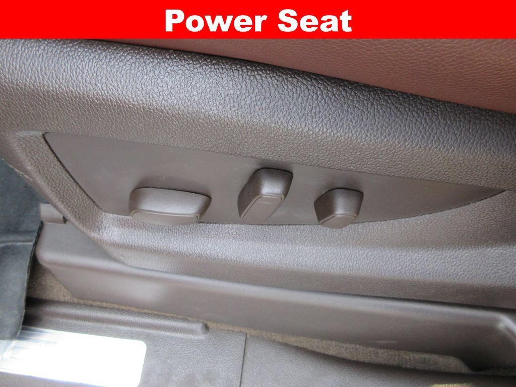 Used 2016 Chevrolet Tahoe LTZ AWD/4WD image 32