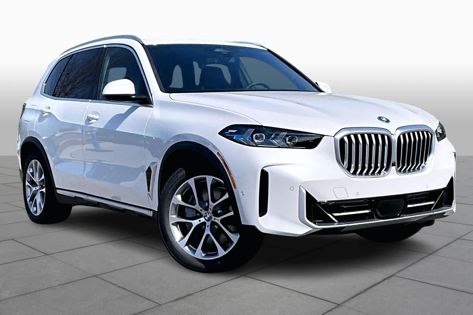 New 2026 BMW X5 xDrive50e w/ Climate Comfort Package AWD/4WD image 2