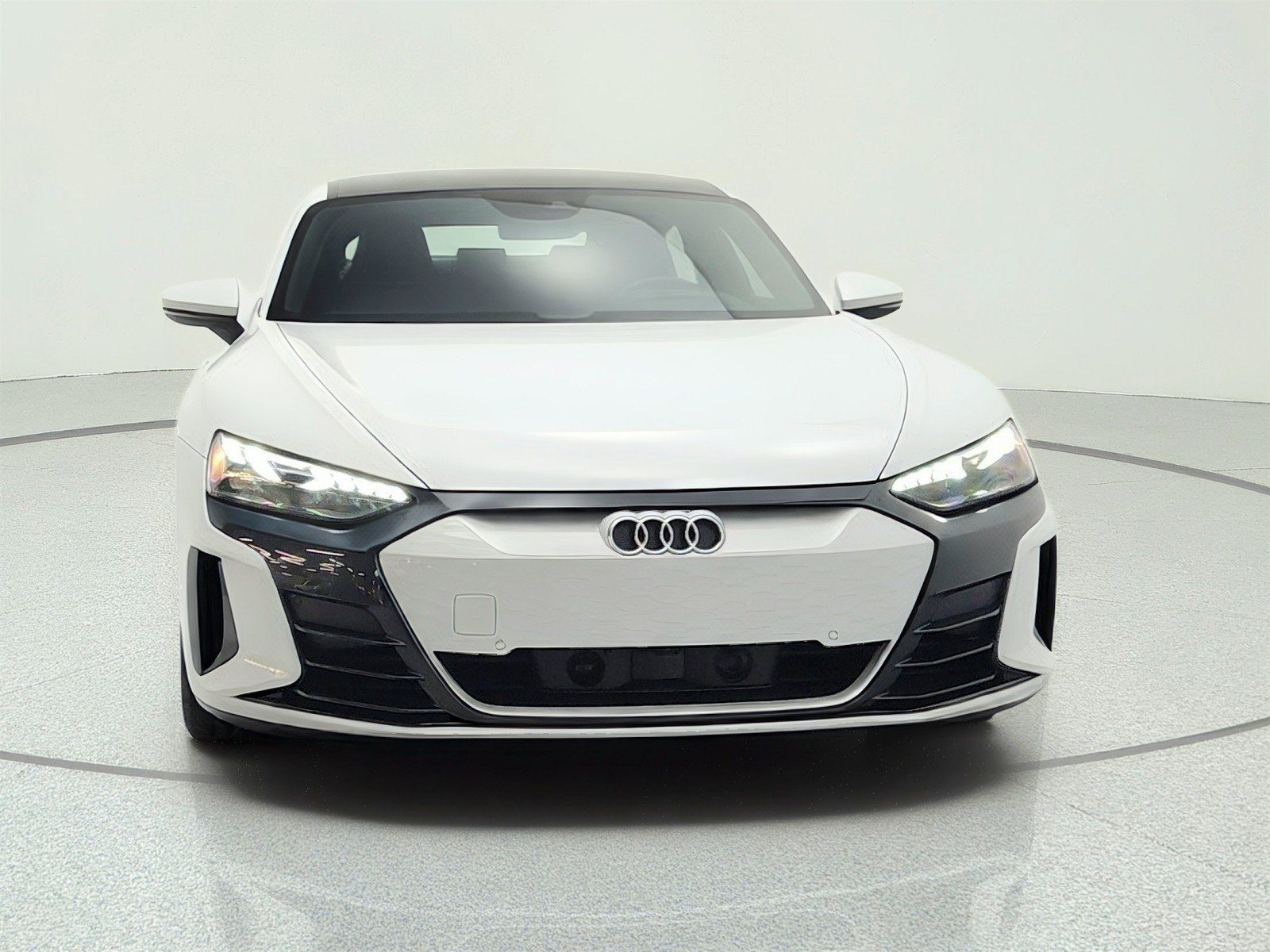 Used 2023 Audi e-tron GT Prestige w/ Prestige Package AWD/4WD image 2