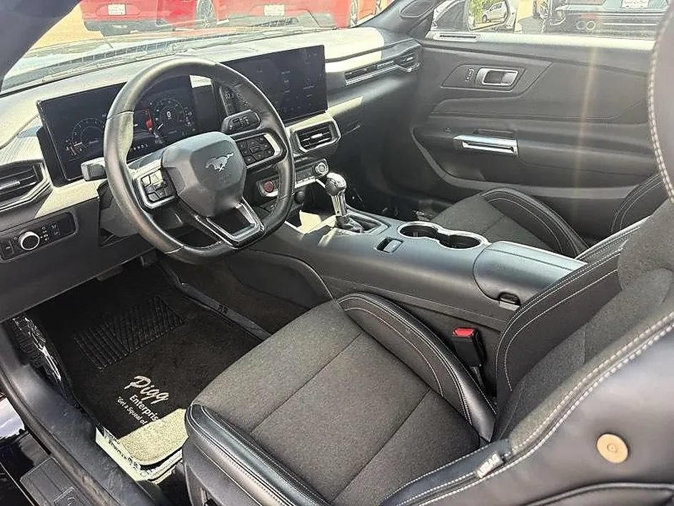 Used 2024 Ford Mustang Coupe RWD image 15