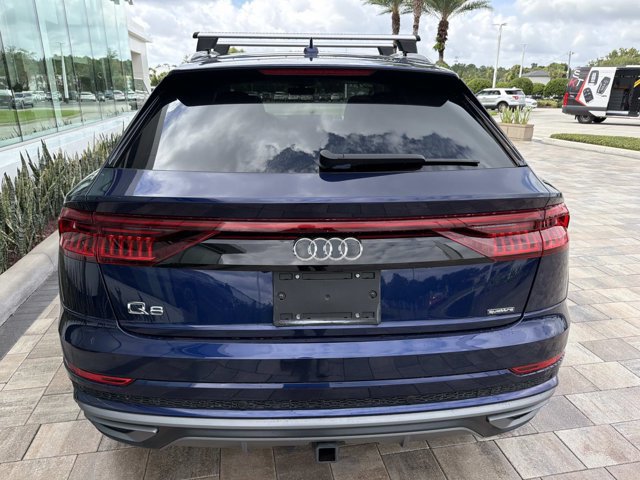 Used 2021 Audi Q8 Prestige w/ Prestige Package AWD/4WD image 3