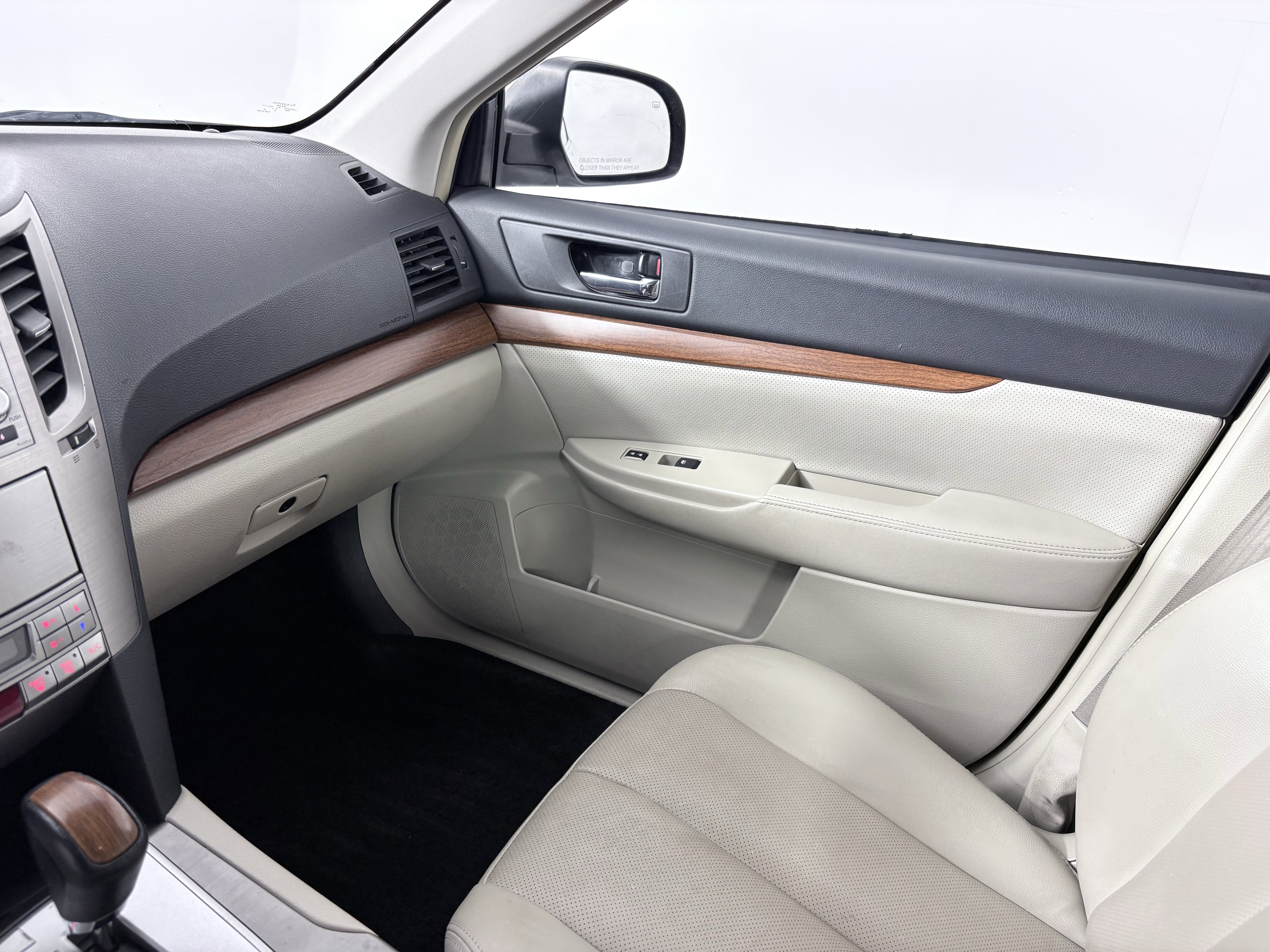 Used 2014 Subaru Outback 2.5i Limited w/ Moonroof Package image 26