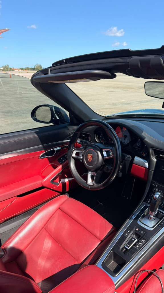 Used 2017 Porsche 911 Targa 4S image 18