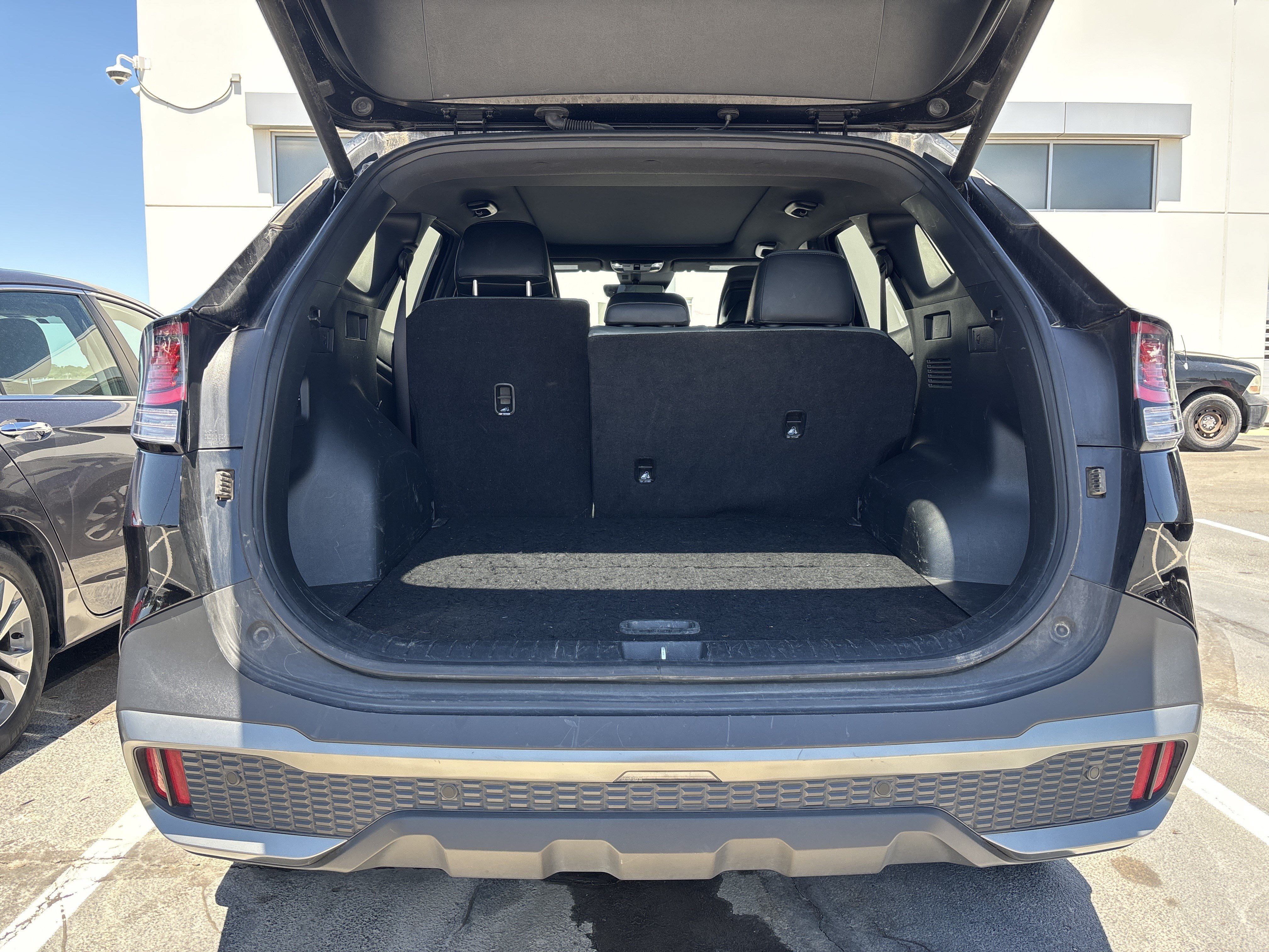Used 2023 Kia Sportage X-Line w/ X-Line Premium Package AWD/4WD image 26