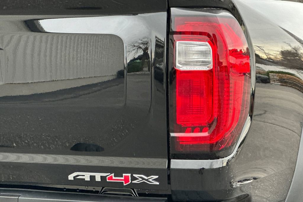 New 2026 GMC Canyon AT4X w/ AT4X AEV Edition AWD/4WD image 7