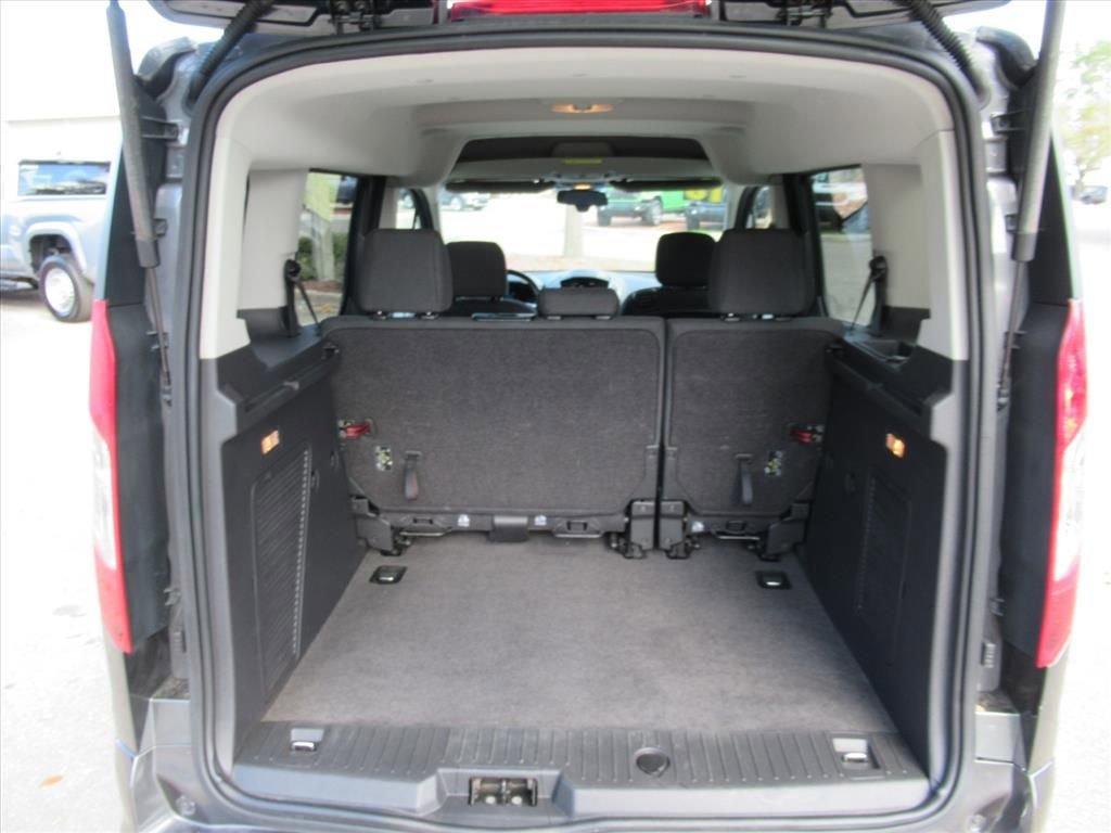 Used 2016 Ford Transit Connect XLT image 32