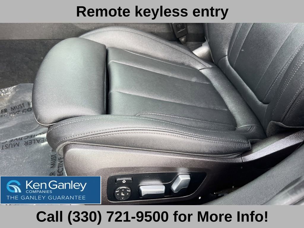 Used 2020 BMW 330i xDrive Sedan w/ Premium Package image 28