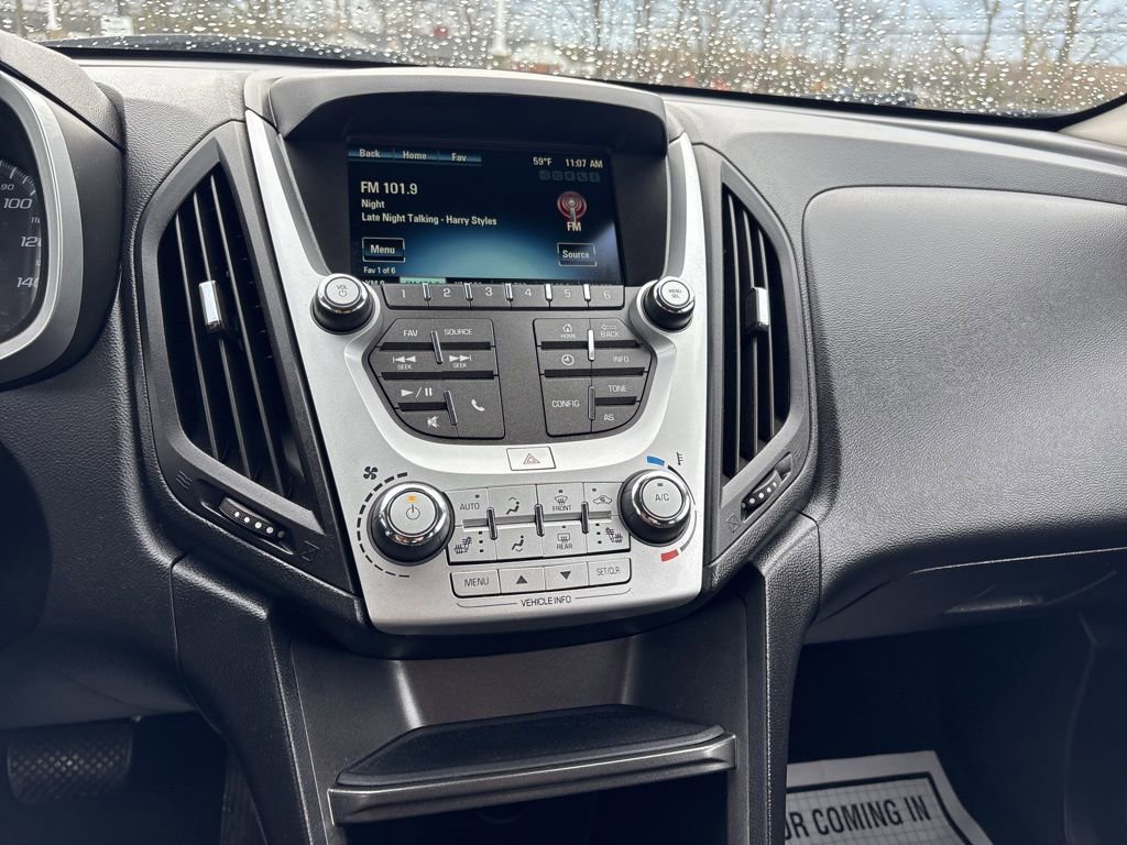 Used 2017 Chevrolet Equinox LT w/ Convenience Package image 33